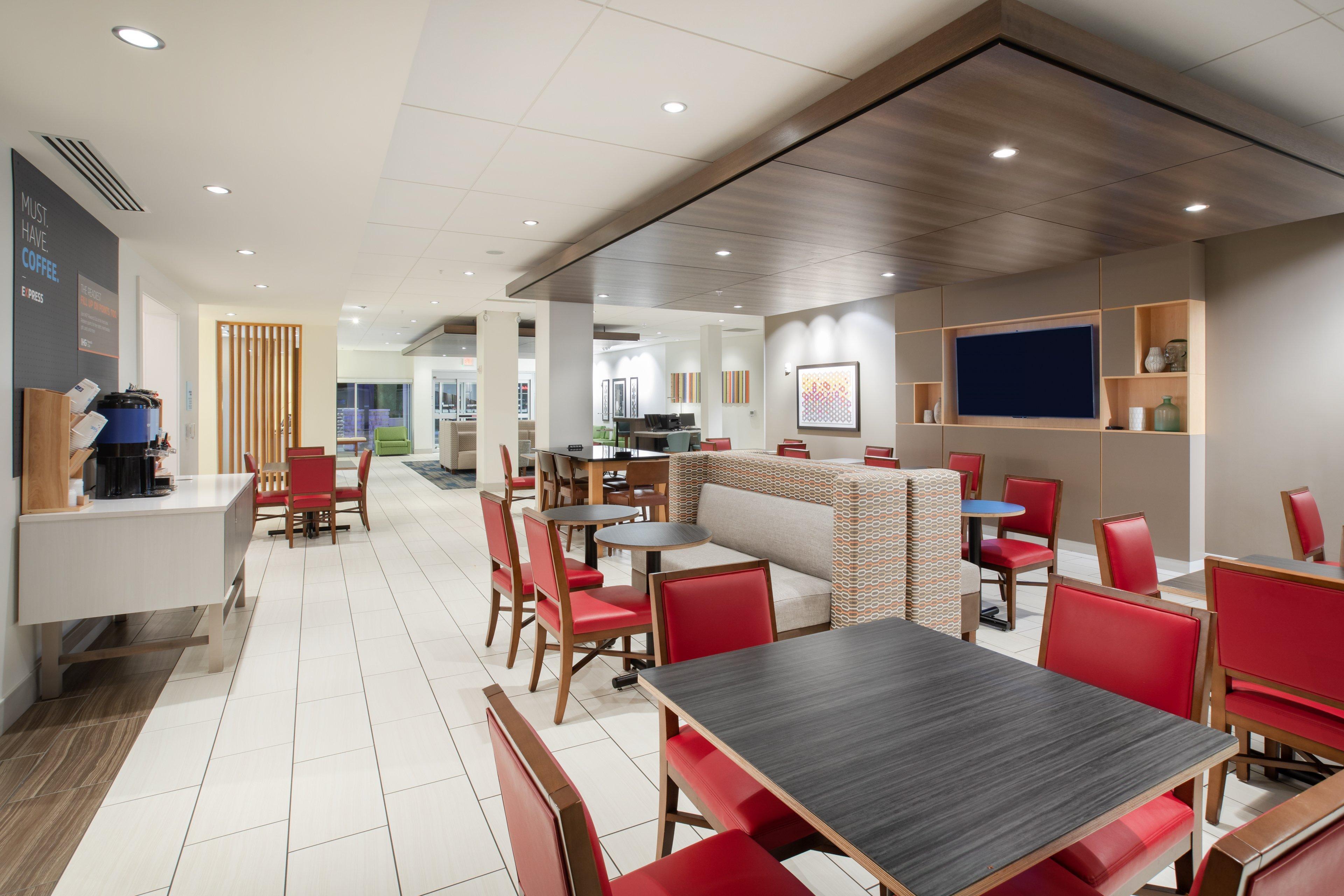Holiday Inn Express & Suites Great Bend By Ihg Kültér fotó
