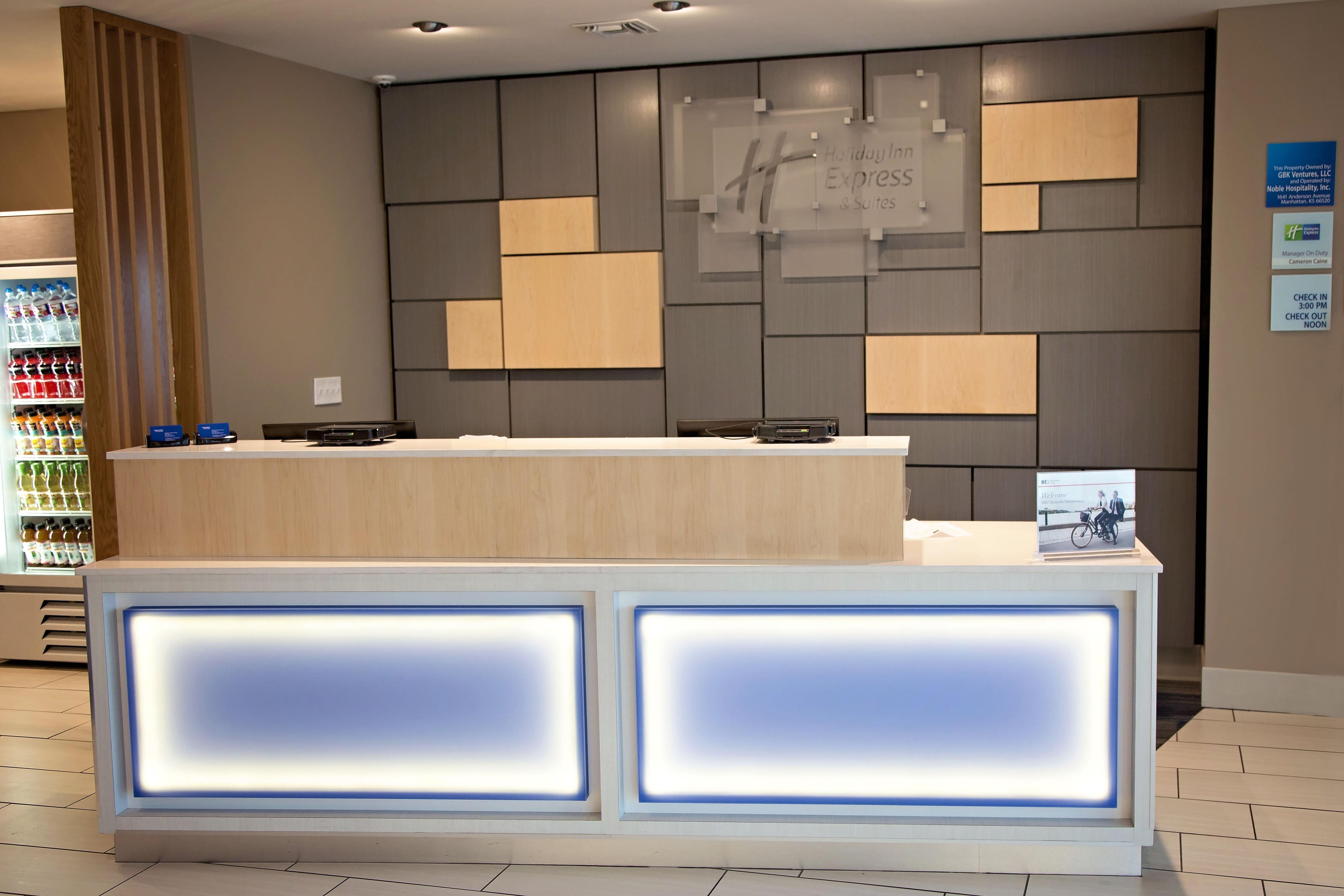 Holiday Inn Express & Suites Great Bend By Ihg Kültér fotó