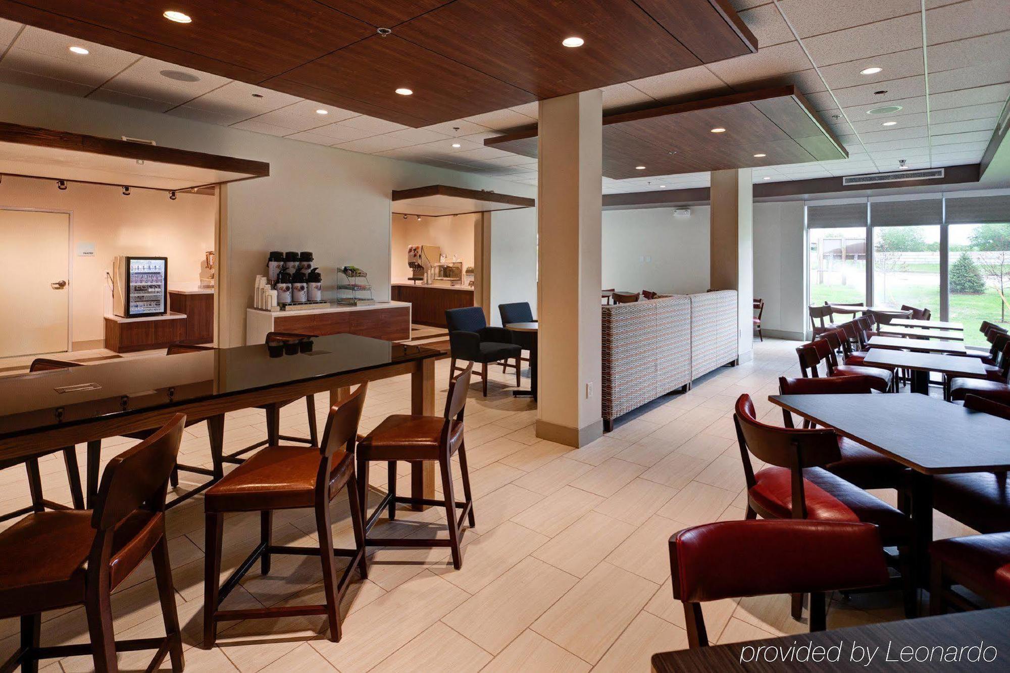 Holiday Inn Express & Suites Great Bend By Ihg Kültér fotó
