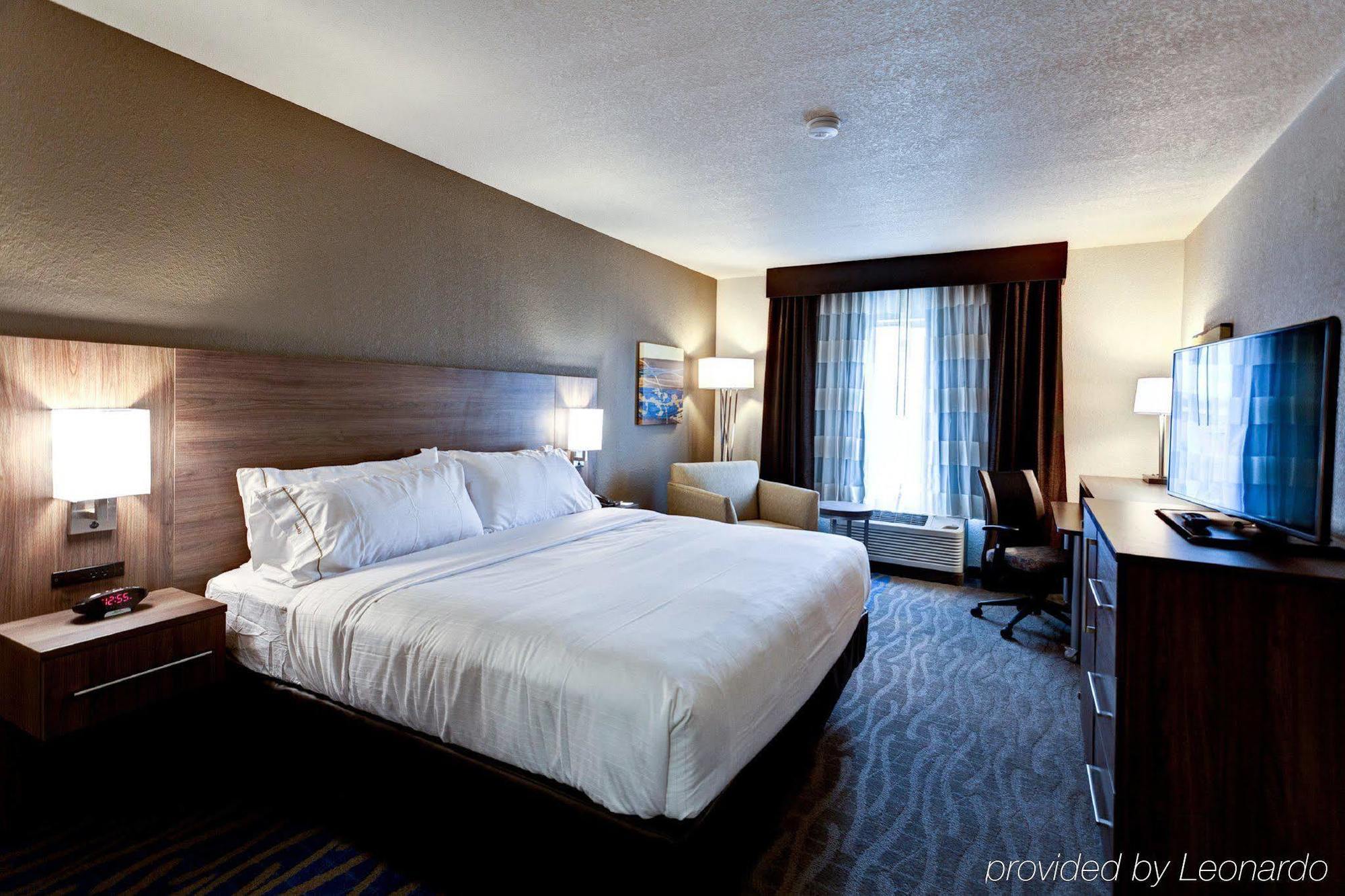 Holiday Inn Express & Suites Great Bend By Ihg Kültér fotó